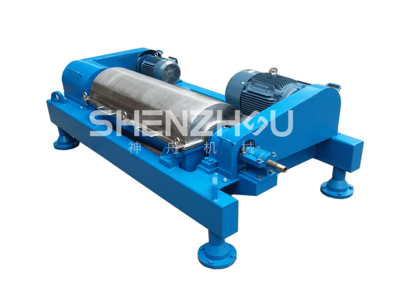Centrifugeuses à décantation pour la déshydratation et l'épaississement des boues